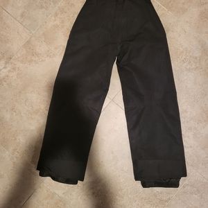 Boys size 8/10 lined ski pants.